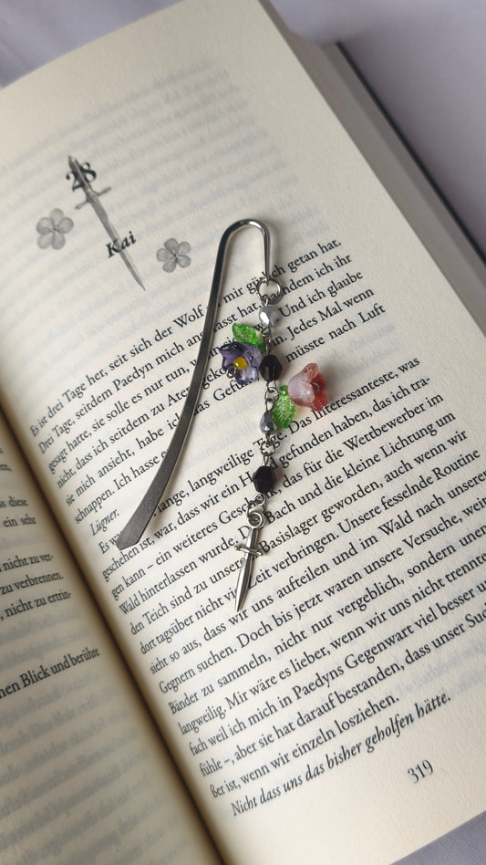 Lesezeichen im Fantasy Stil mit Schwert-Anhänger ⚔️